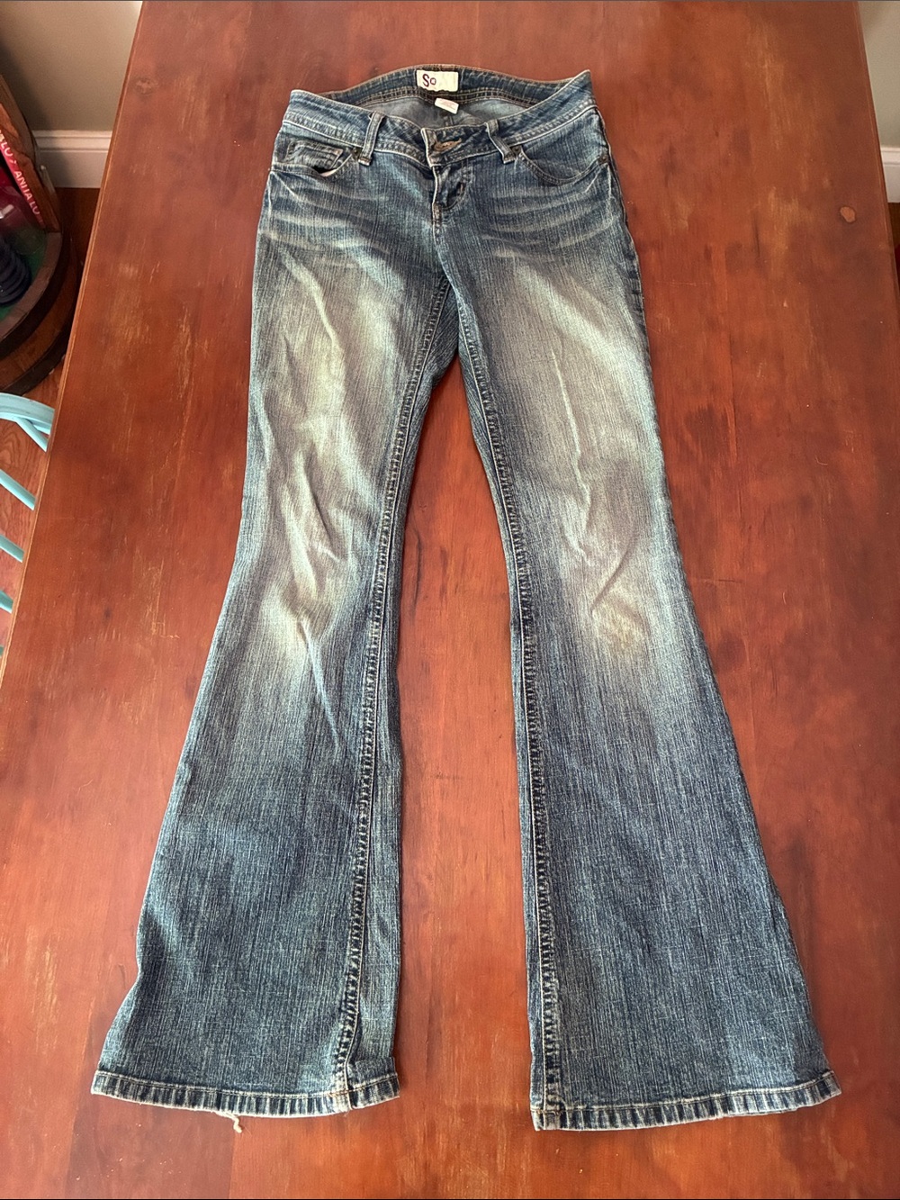 SO Women's Vintage Wash Flared Jeans - Blue